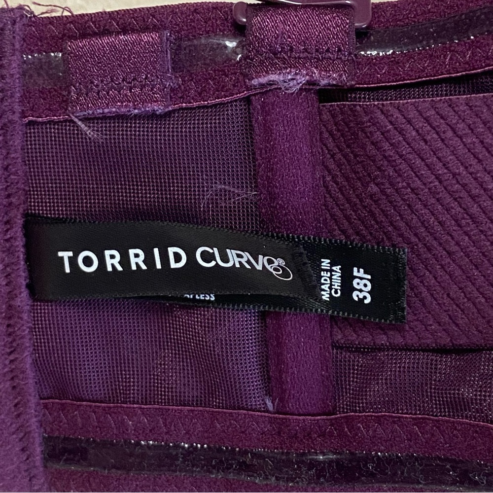 NWOT TORRID CURVE / Push Up Strapless Bra Size 38F - Picture 3 of 9